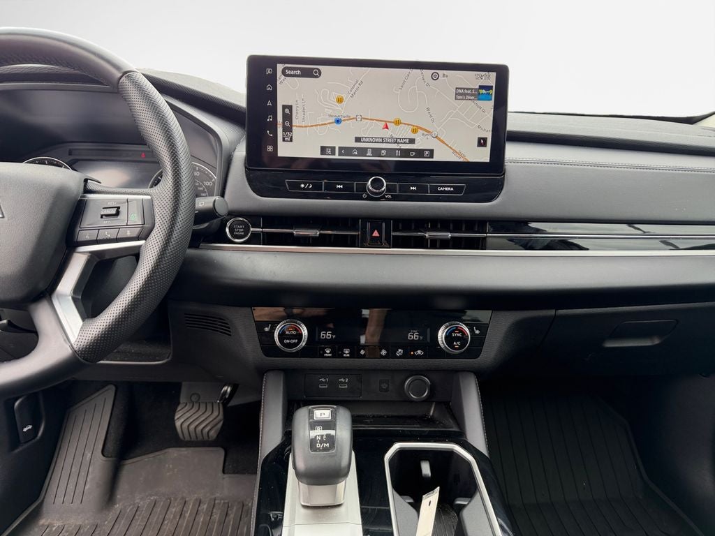 2025 Mitsubishi Outlander SE