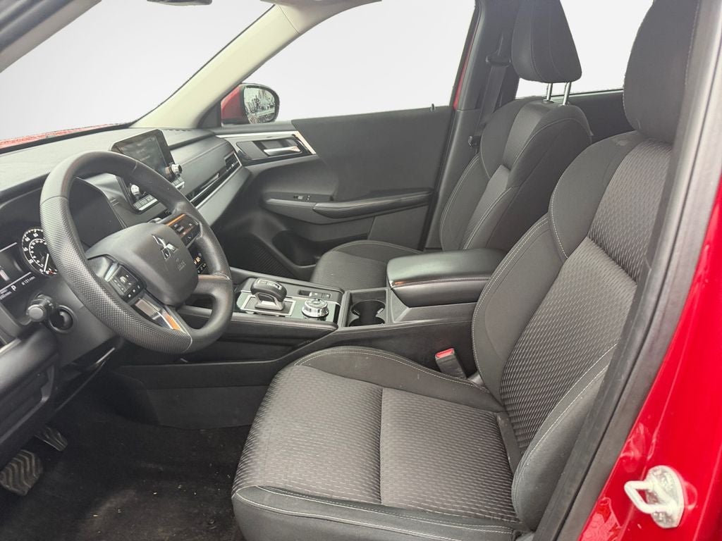 2022 Mitsubishi Outlander ES CONVENIENCE PACKAGE