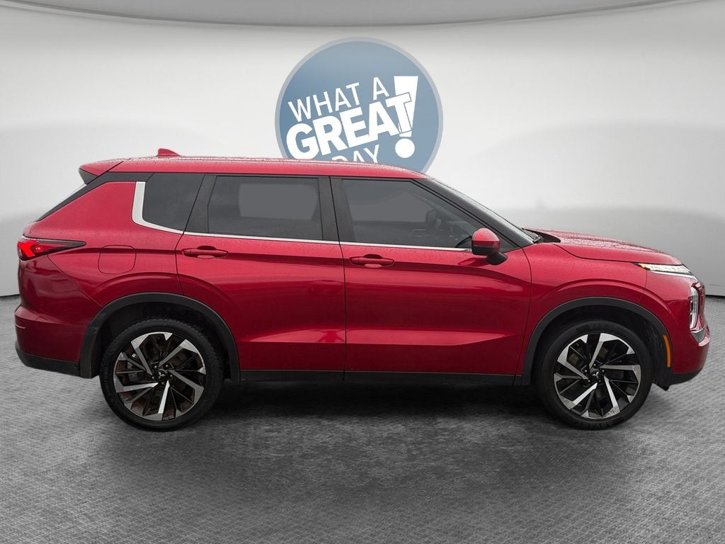 2022 Mitsubishi Outlander ES CONVENIENCE PACKAGE