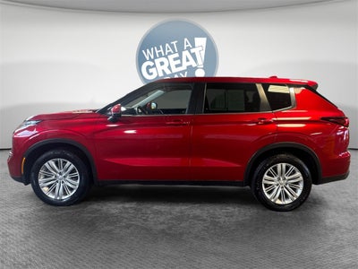 2022 Mitsubishi Outlander ES