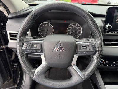2022 Mitsubishi Outlander ES CONVENIENCE PACKAGE