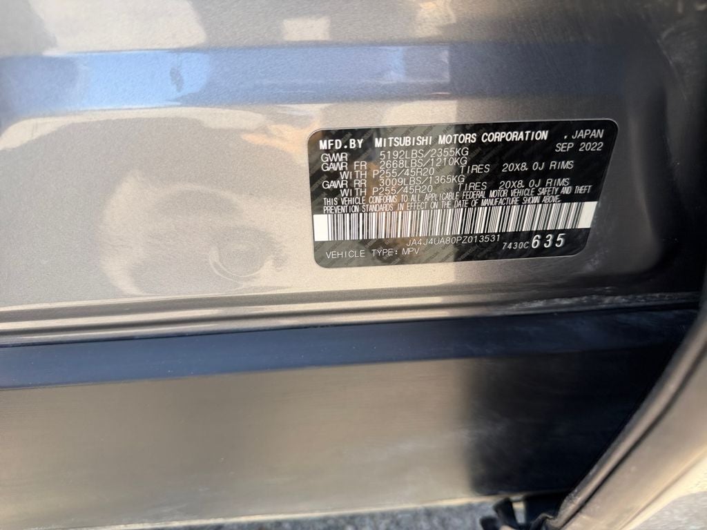 2023 Mitsubishi Outlander SE