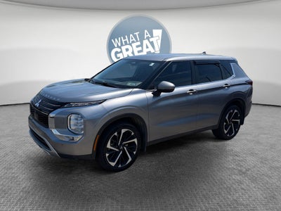 2023 Mitsubishi Outlander SE