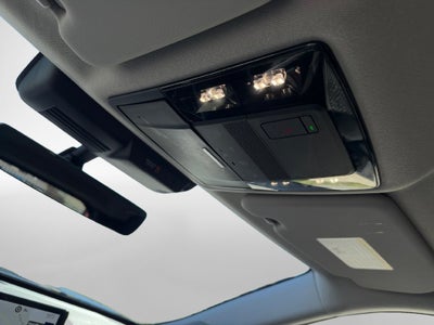 2025 Mitsubishi Outlander ES