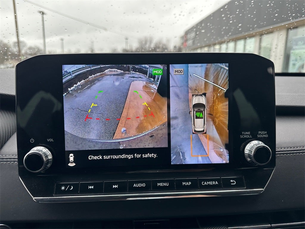 2023 Mitsubishi Outlander SE