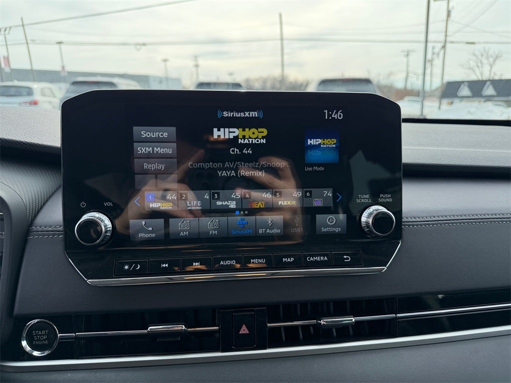 2023 Mitsubishi Outlander SE