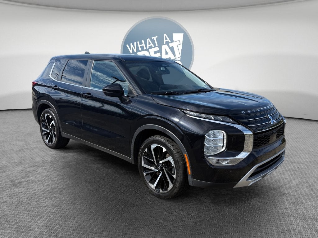 2022 Mitsubishi Outlander SE