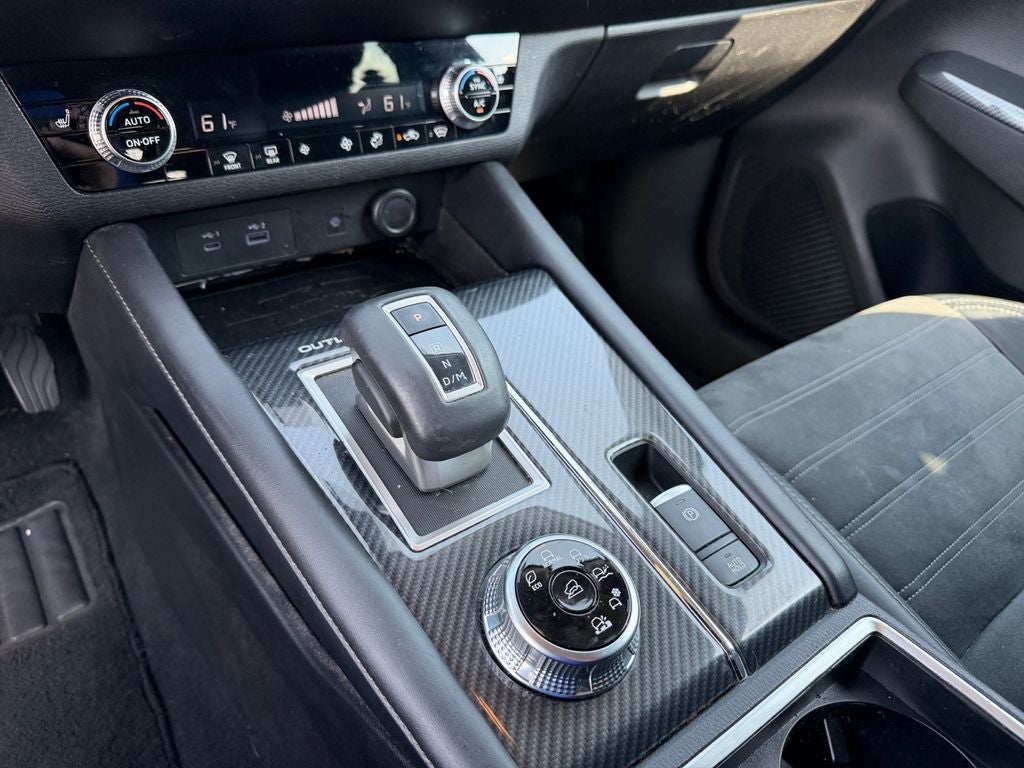 2022 Mitsubishi Outlander SE
