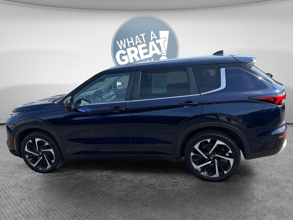 2022 Mitsubishi Outlander SE
