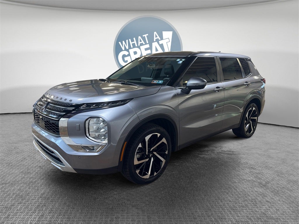 2022 Mitsubishi Outlander SE