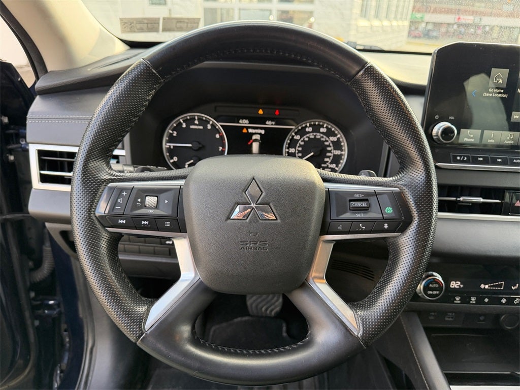 2022 Mitsubishi Outlander SE