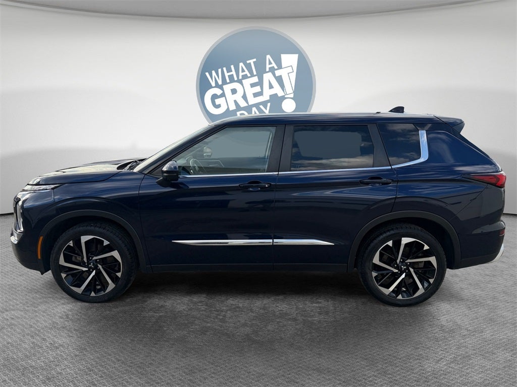 2022 Mitsubishi Outlander SE