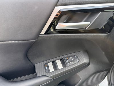 2023 Mitsubishi Outlander SE TECH PACKAGE