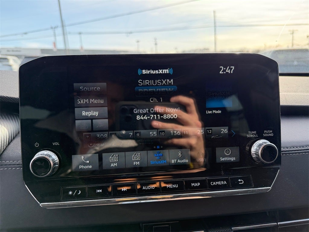 2023 Mitsubishi Outlander SE TECH PACKAGE