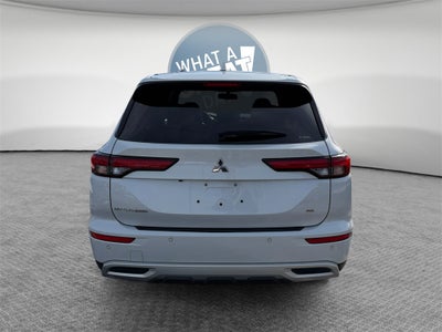 2023 Mitsubishi Outlander SE TECH PACKAGE