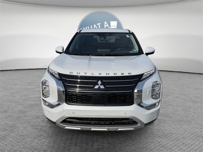 2023 Mitsubishi Outlander SE TECH PACKAGE