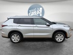 2025 Mitsubishi Outlander ES