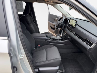 2025 Mitsubishi Outlander ES