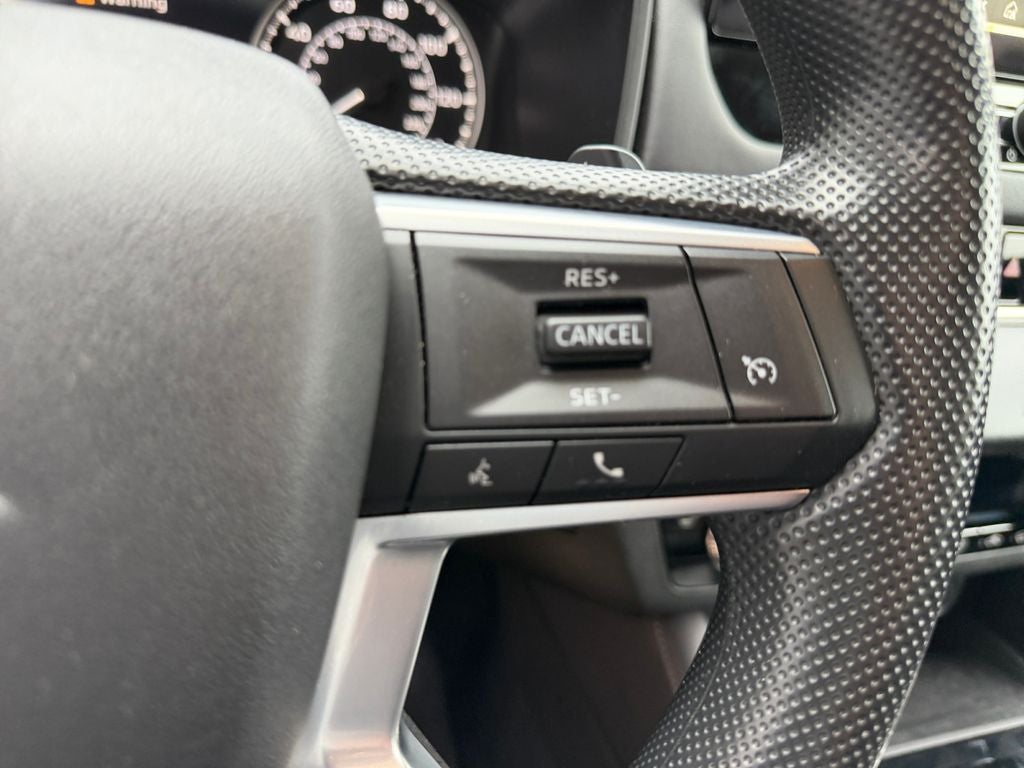 2025 Mitsubishi Outlander ES
