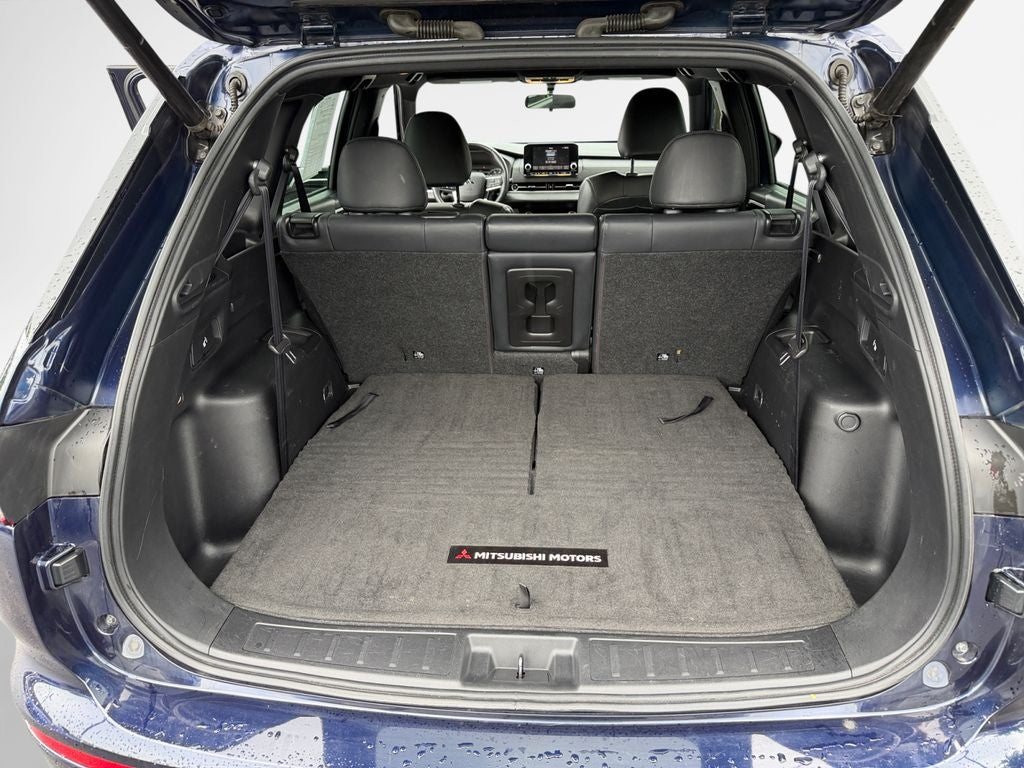 2022 Mitsubishi Outlander Black Edition