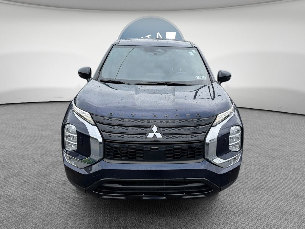2022 Mitsubishi Outlander Black Edition