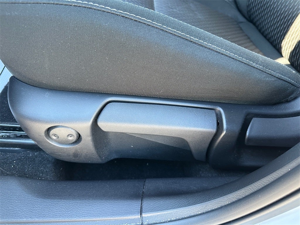 2024 Mitsubishi Outlander ES