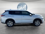 2024 Mitsubishi Outlander ES