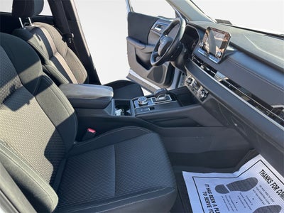 2024 Mitsubishi Outlander ES