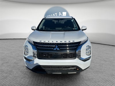 2024 Mitsubishi Outlander ES