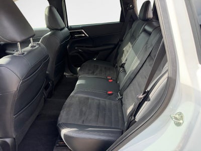 2022 Mitsubishi Outlander SE TECH