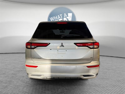 2022 Mitsubishi Outlander SE