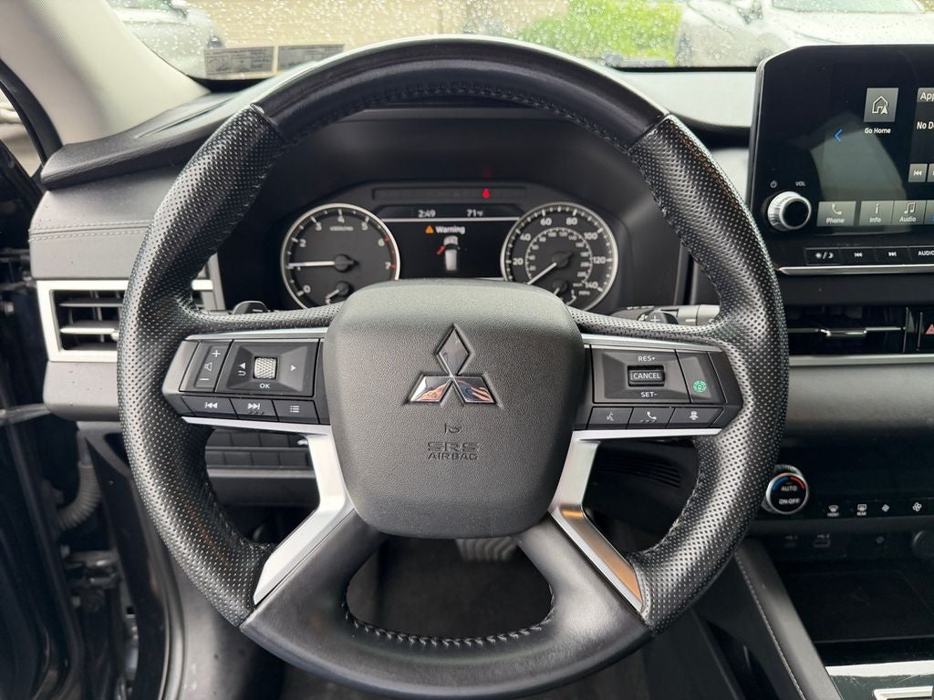 2022 Mitsubishi Outlander SE