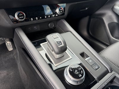 2024 Mitsubishi Outlander ES