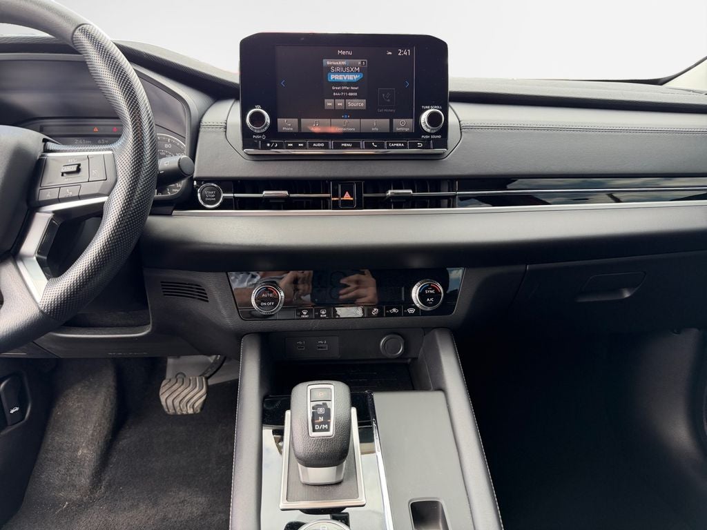2024 Mitsubishi Outlander ES