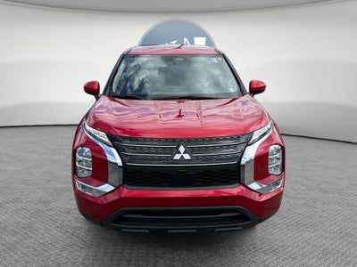 2024 Mitsubishi Outlander ES