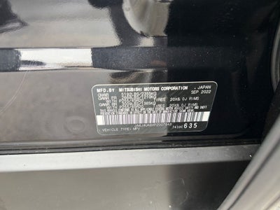 2023 Mitsubishi Outlander SE