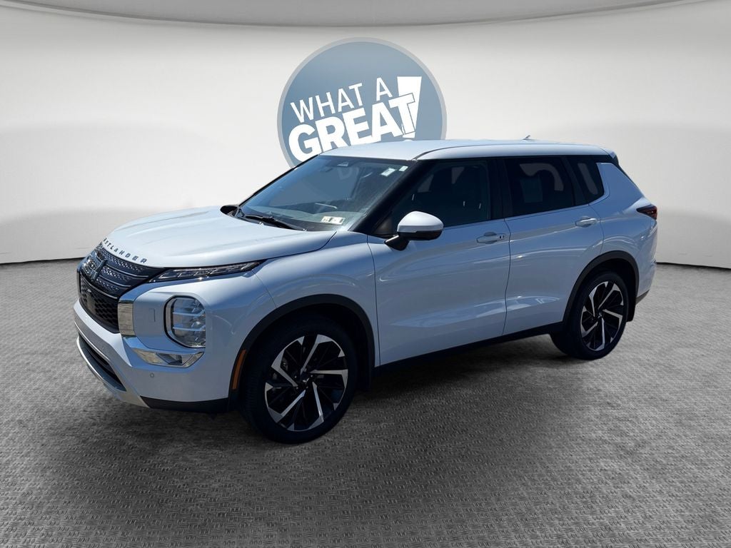 2023 Mitsubishi Outlander SE
