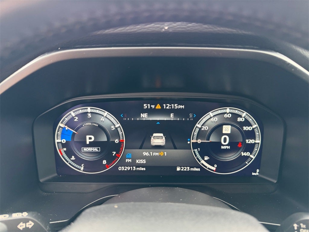 2023 Mitsubishi Outlander SE TECH PACKAGE