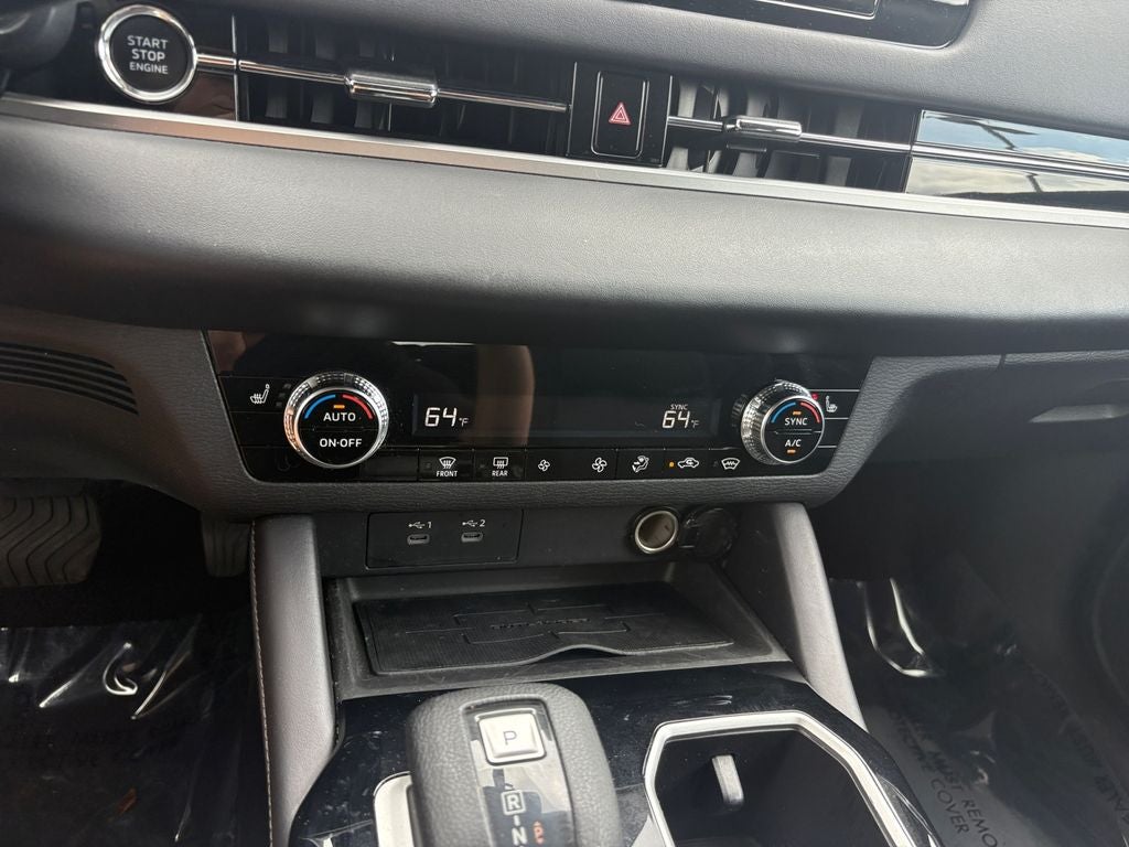 2025 Mitsubishi Outlander ES