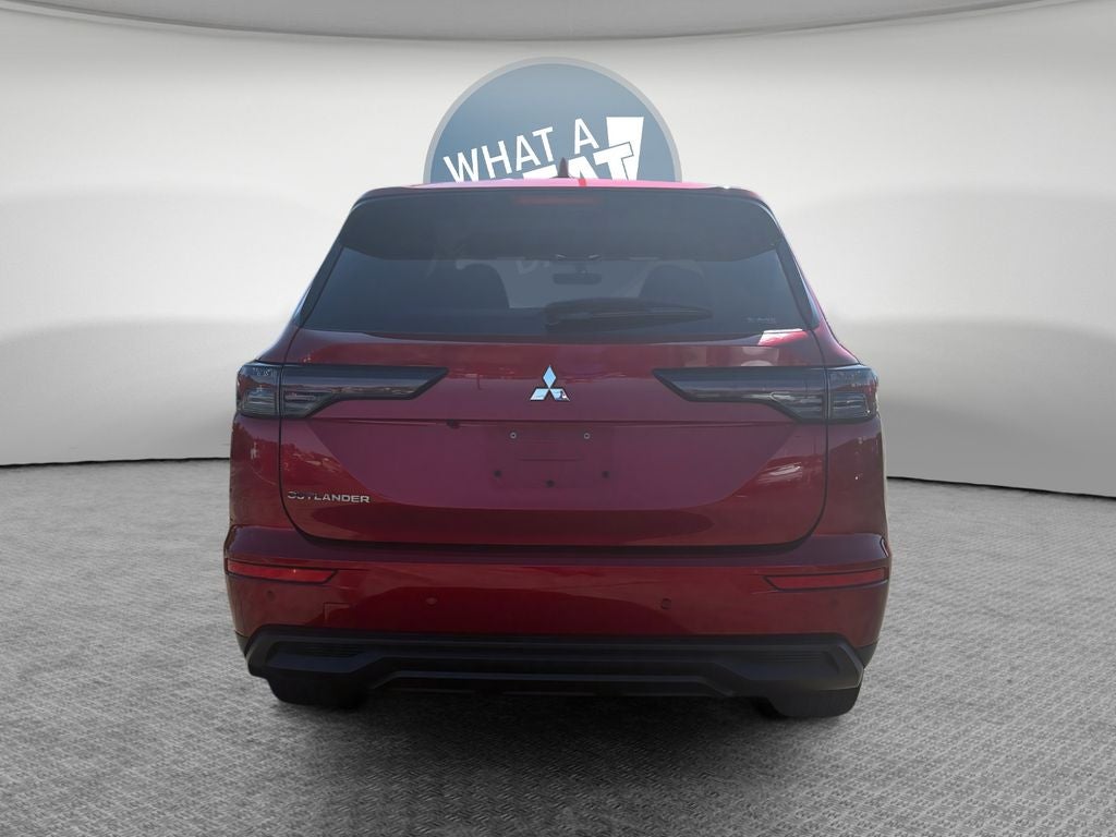 2025 Mitsubishi Outlander ES