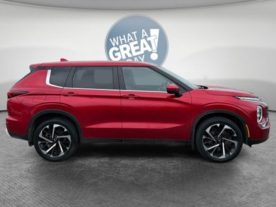 2024 Mitsubishi Outlander SE