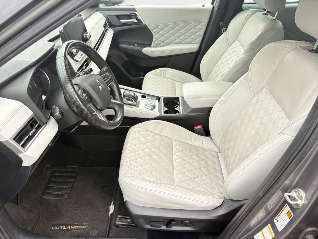 2022 Mitsubishi Outlander SEL