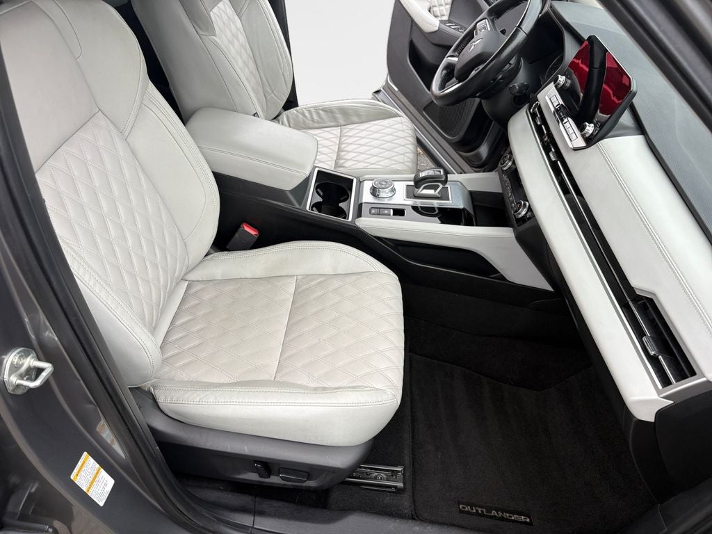 2022 Mitsubishi Outlander SEL