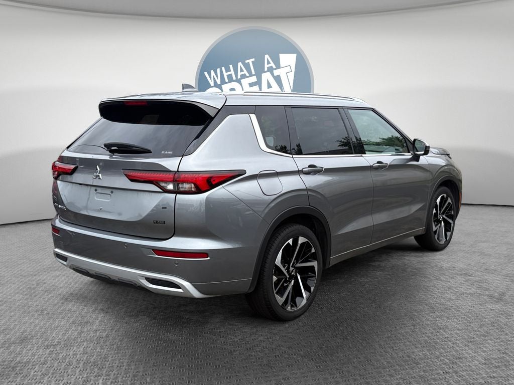 2022 Mitsubishi Outlander SEL