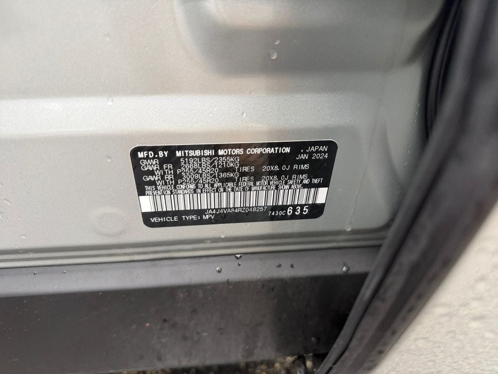 2024 Mitsubishi Outlander SE