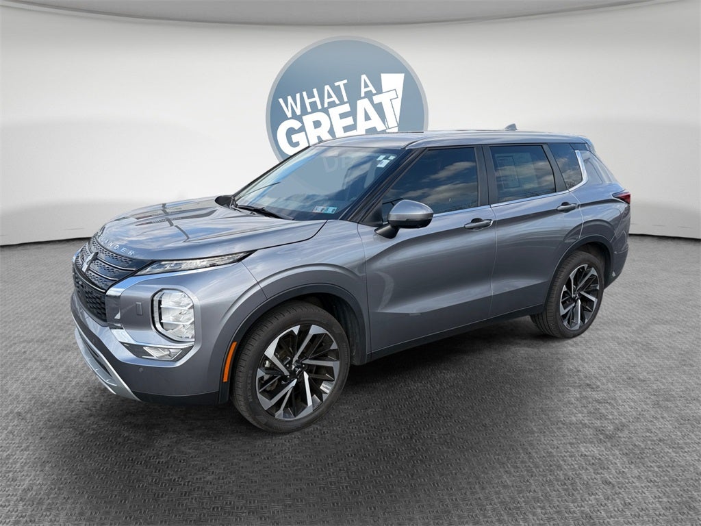 2024 Mitsubishi Outlander SE