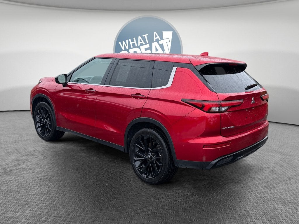 2024 Mitsubishi Outlander SE Black Edition