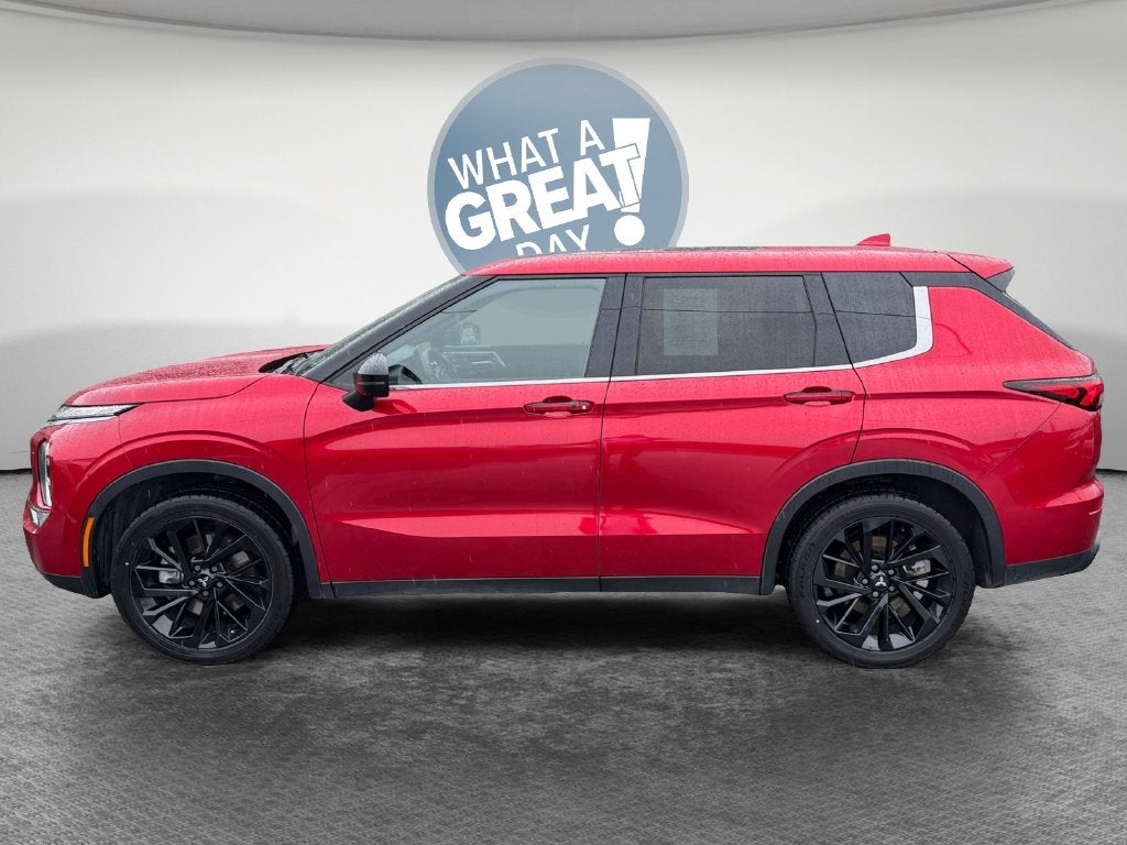 2024 Mitsubishi Outlander SE Black Edition