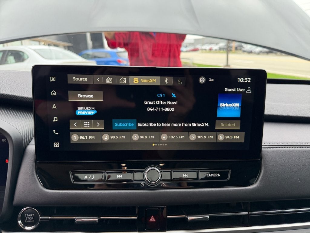 2025 Mitsubishi Outlander SE