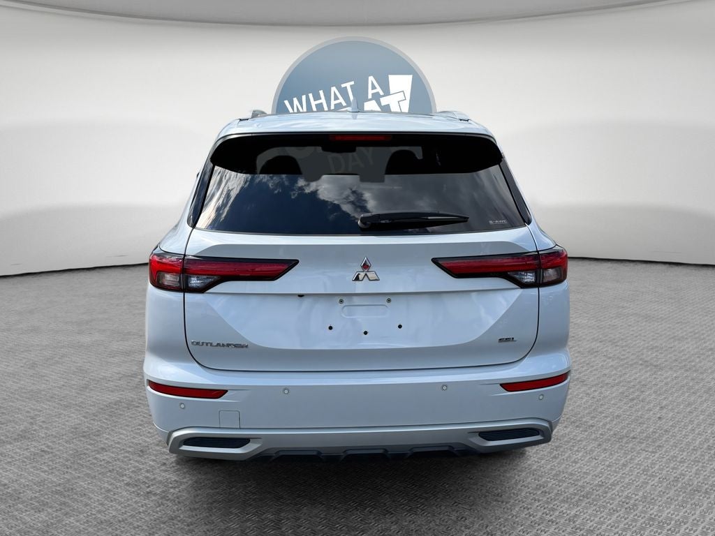 2022 Mitsubishi Outlander SEL